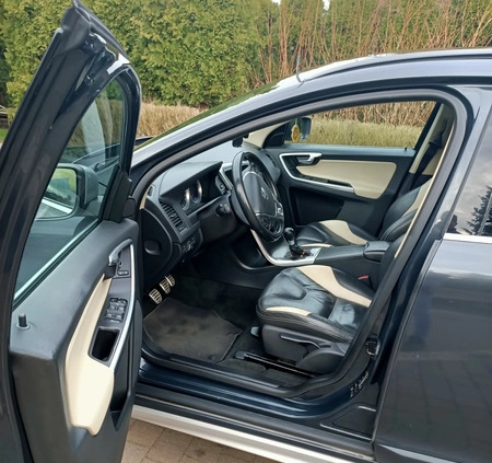 Volvo XC 60 cena 45000 przebieg: 338000, rok produkcji 2011 z Tuszyn małe 436